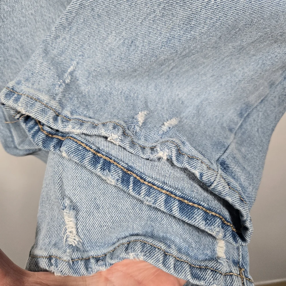 a.n.a. High Rise Vintage Straight Leg Distressed Button Fly Denim Jeans Size 6